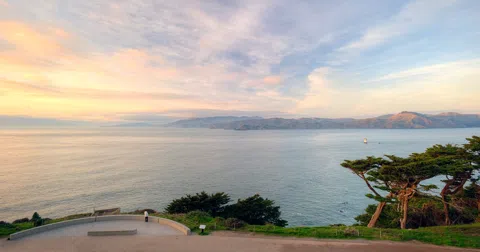 Outrunning San Francisco's Fog Belt in a Single Day