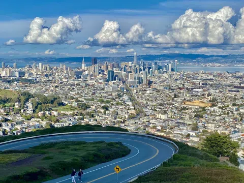 Karl Comes Home: How the Fog Made San Francisco