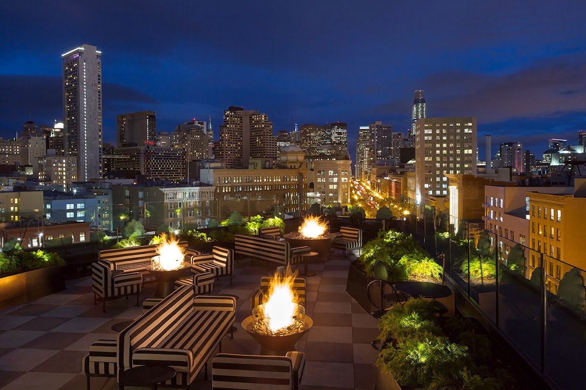 Charmaine's Rooftop — photo 3