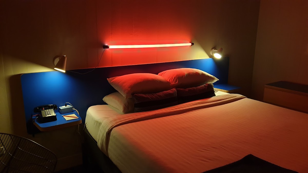 Phoenix Hotel — photo 2