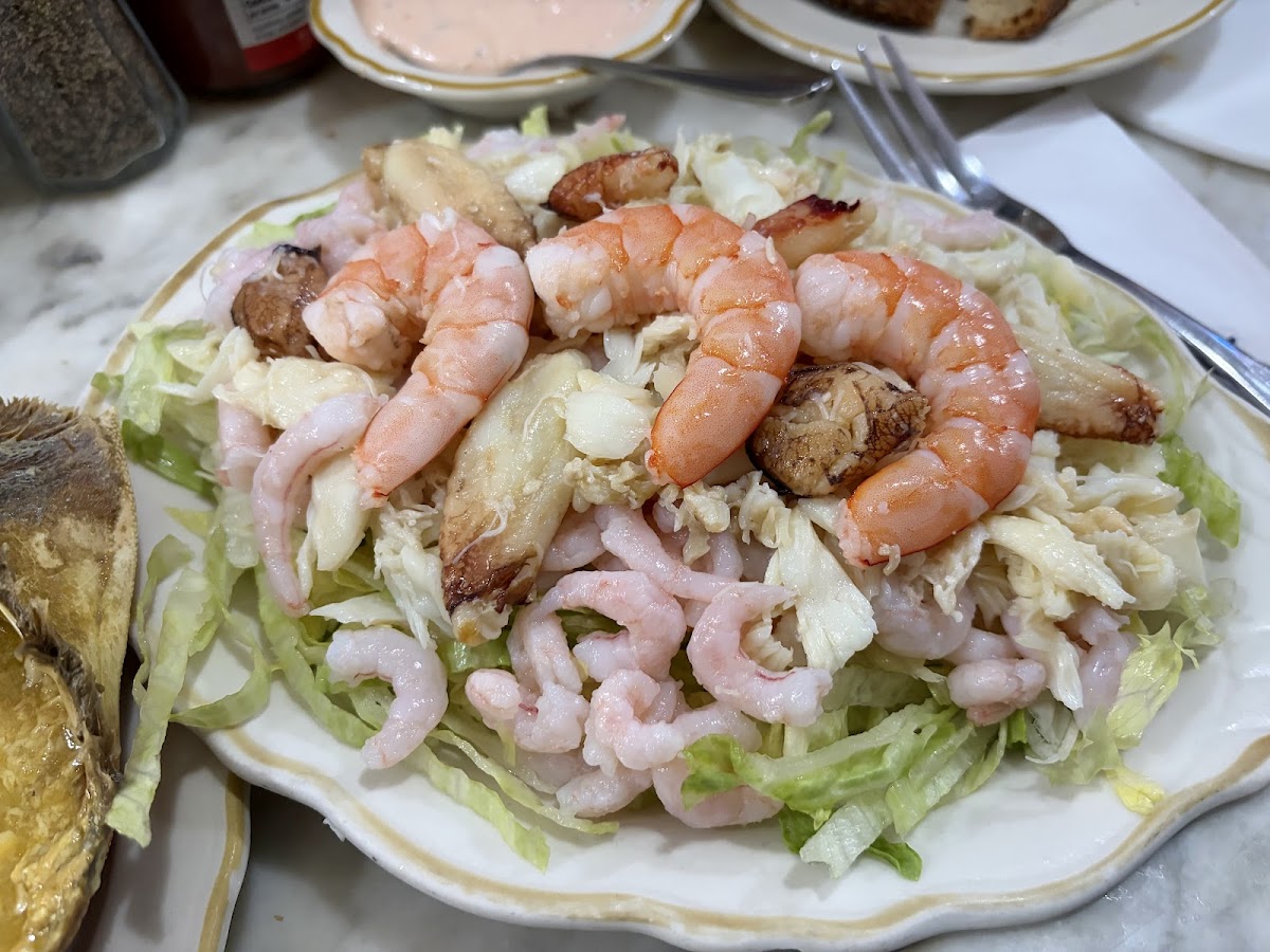 Swan Oyster Depot — photo 3