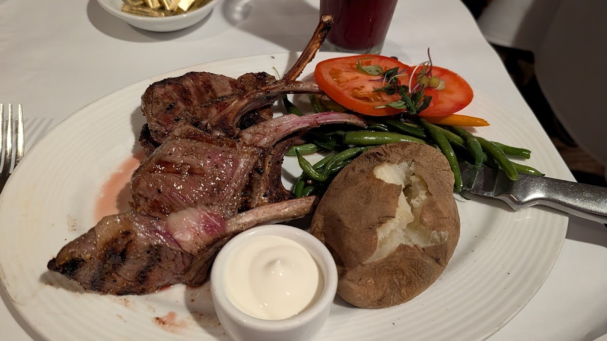 John's Grill — photo 4