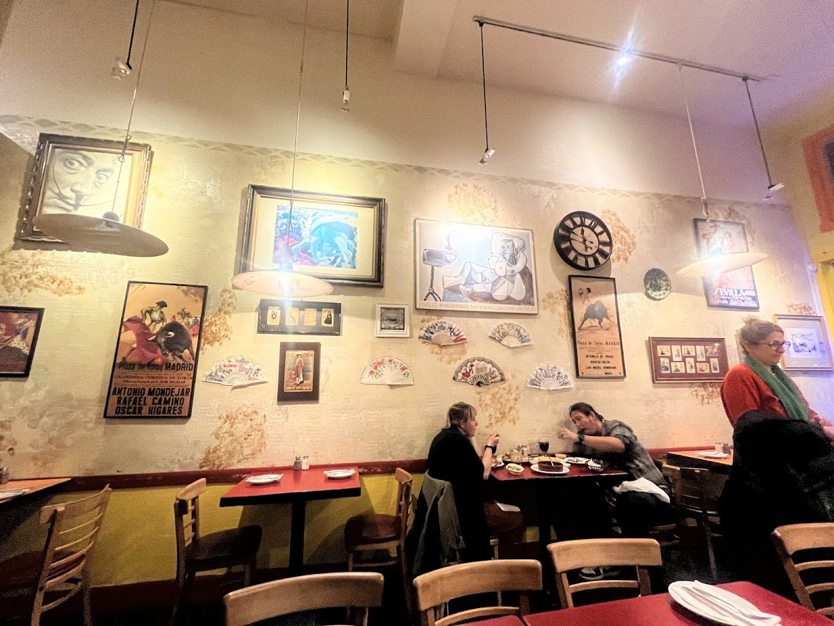 Esperpento — photo 6